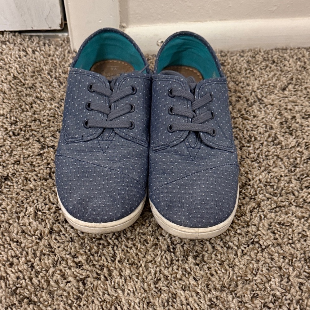 Stylish Blue Polka Dot Toms